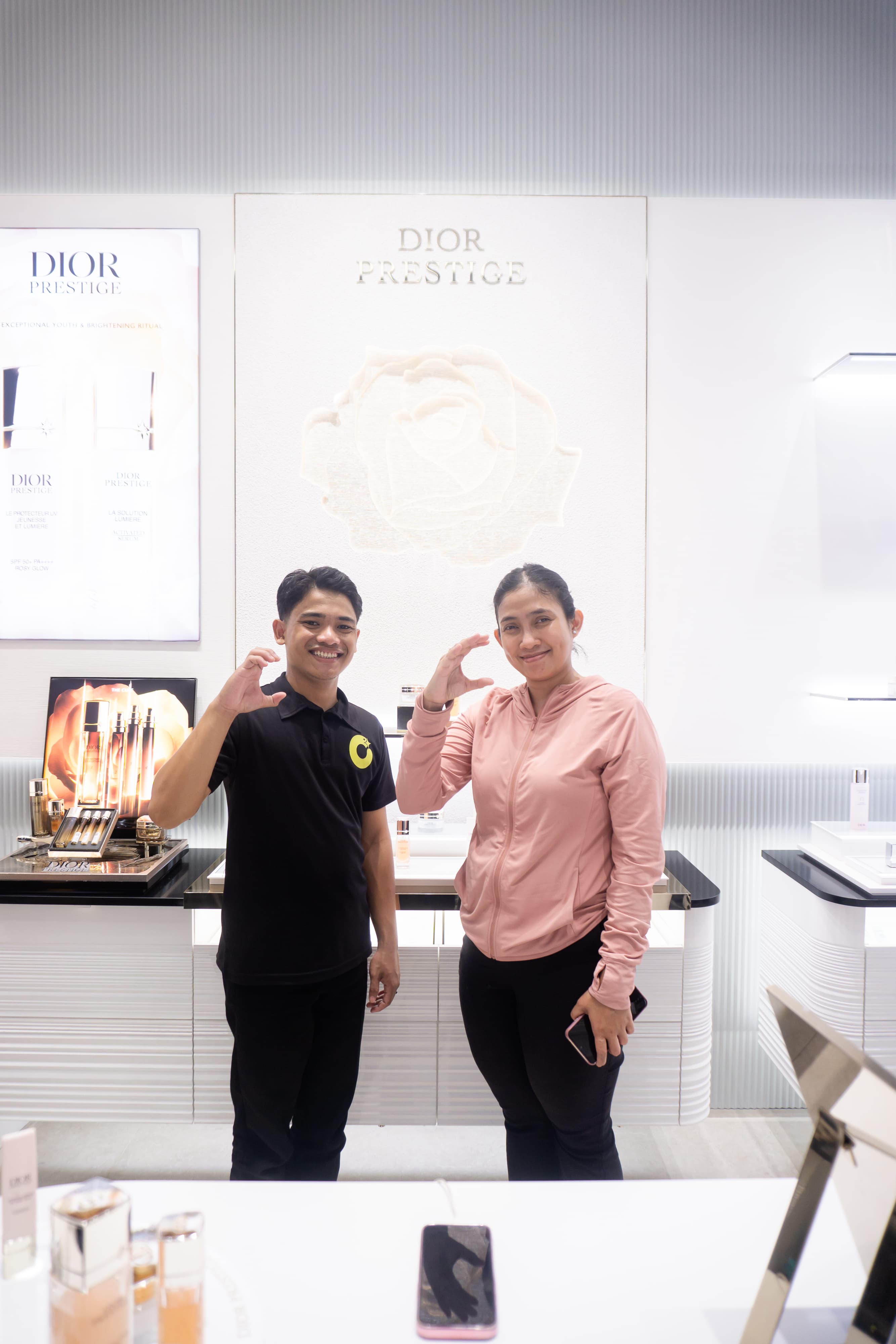 Dipercaya berbagai customer Jabodetabek untuk layanan cleaning premium profesional.